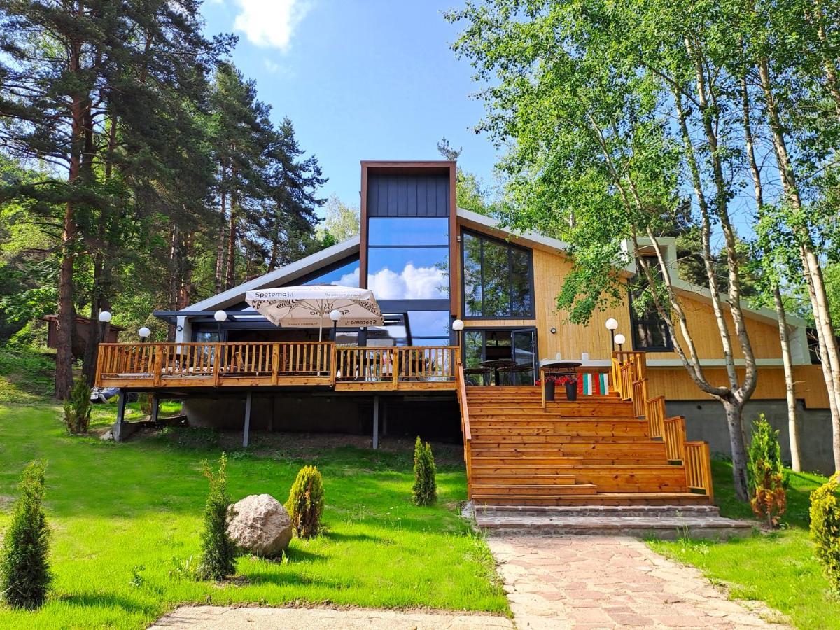 Saint Constantine Mountain Retreat Готель 2*